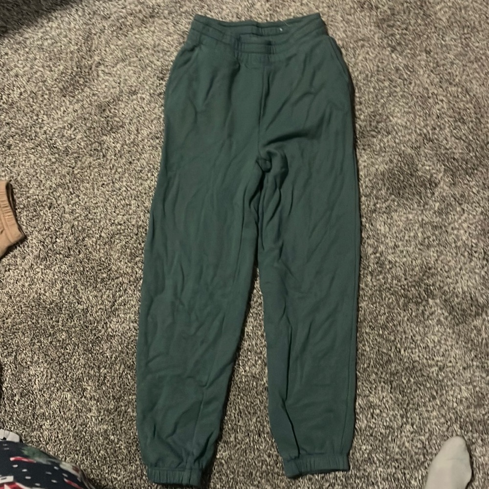 American eagle sweat pants!!